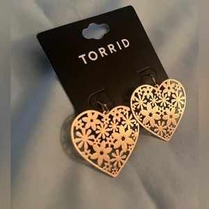 Gold heart earrings-free with any clothing purchase from my closet